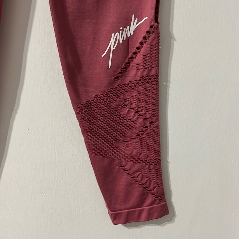 Victoria’s Secret Pink Seamless Leggings with Cutouts XS
